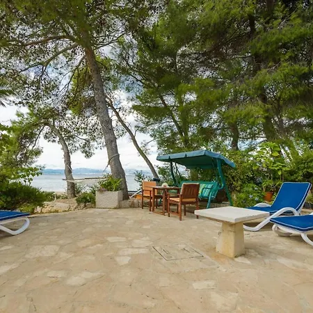 Luxury Beachfront Beach House Mutnik Brac With Private Pool Right At The Beach In Beautiful Bay In Mirca - Brac Villa Mirce
