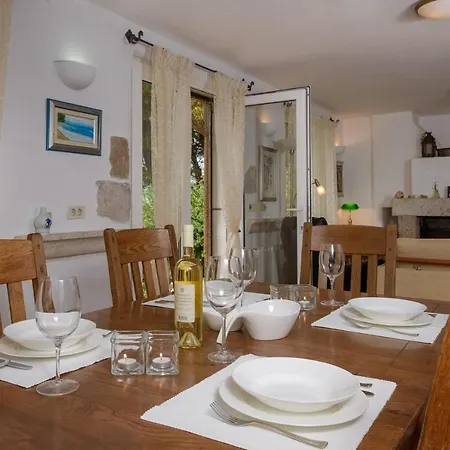 Villa Luxury Beachfront Beach House Mutnik Brac With Private Pool Right At The Beach In Beautiful Bay In Mirca - Brac