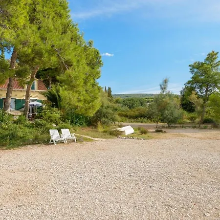 Luxury Beachfront Beach House Mutnik Brac With Private Pool Right At The Beach In Beautiful Bay In Mirca - Brac Villa Mirce