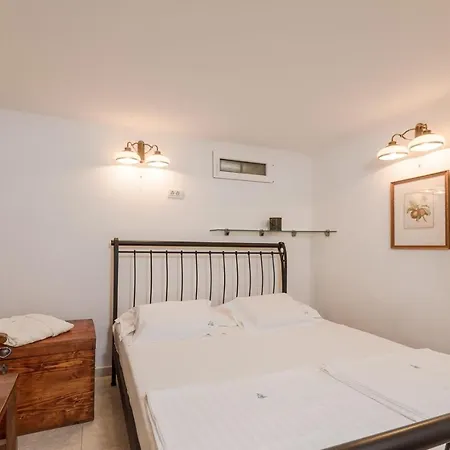 Luxury Beachfront Beach House Mutnik Brac With Private Pool Right At The Beach In Beautiful Bay In Mirca - Brac * Mirce